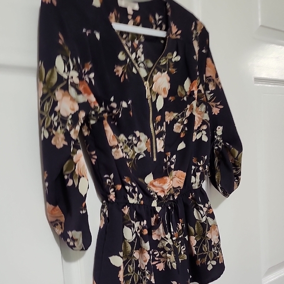 Stella Tweed Black Peplum Blouse with Buttoned Details - Picture 5 of 5